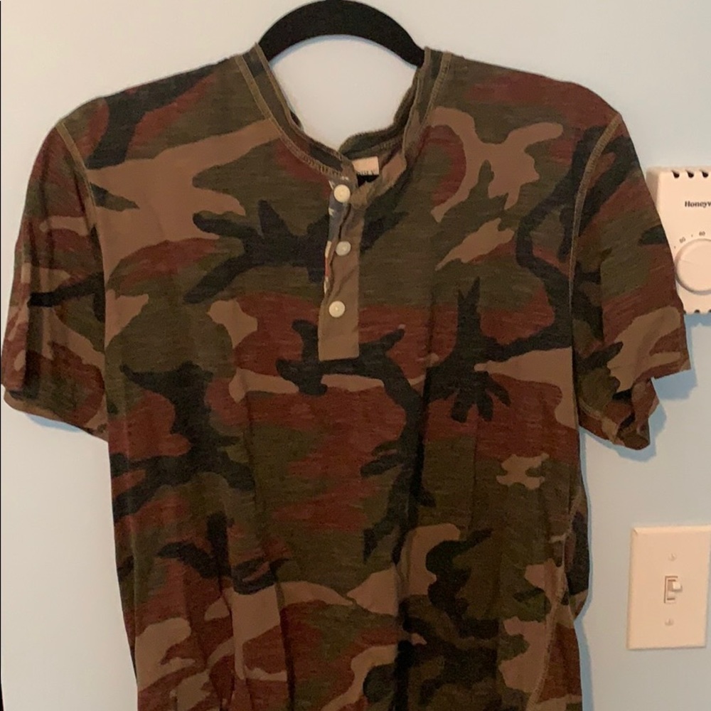 Ralph Lauren camo quarter button